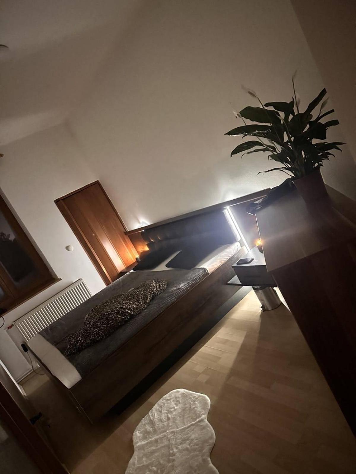 9 * Ostrava